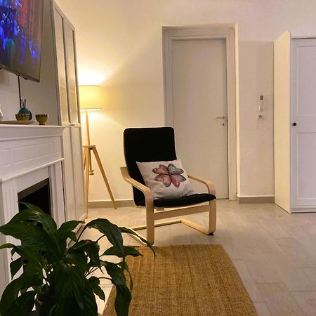 La Casa Blu Apartment Mirabella Imbaccari Екстериор снимка